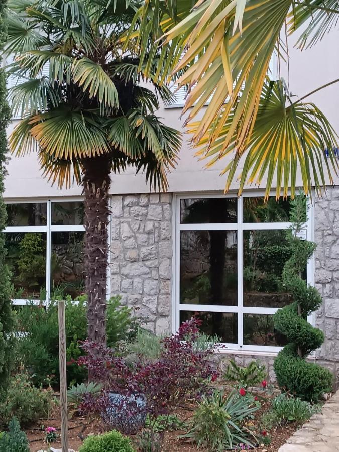 Apartment Sun Garden Malinska Εξωτερικό φωτογραφία